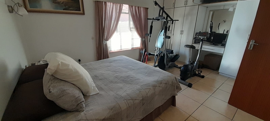 5 Bedroom Property for Sale in Meiringspark North West